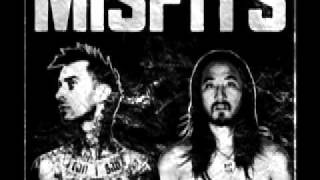 Travis Barker feat. Steve Aoki - Misfits