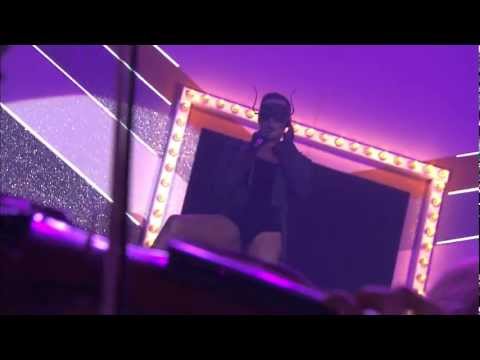 Grace Jones - La vie en rose - Live Show Etam 2012