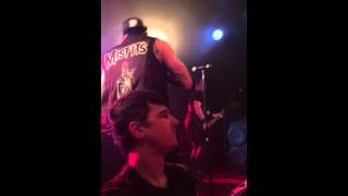 Good Charlotte - The Anthem/Story Of My Old Man 04.22.16