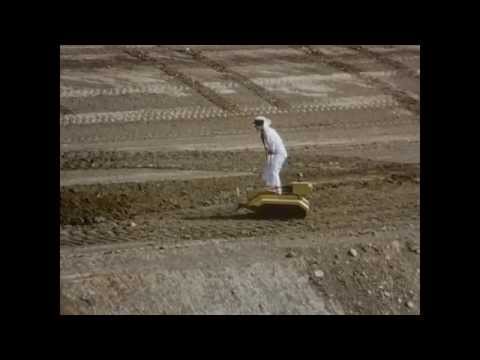 Power Parade '73 - Toby the Clown Navigates the D1/2 Dozer