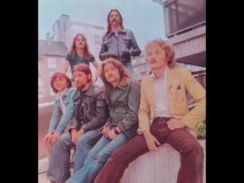 P. Mobil Live 1977 Vikidál Years Örökmozgó Lettem [az egeszen] Whole song [Audio]
