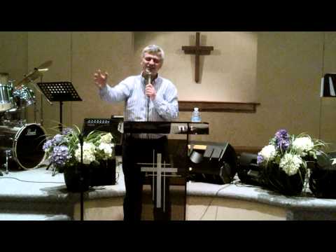 Megúsznivaló vizek ( Kegyelem Iskola Toronto 2012 04 25)