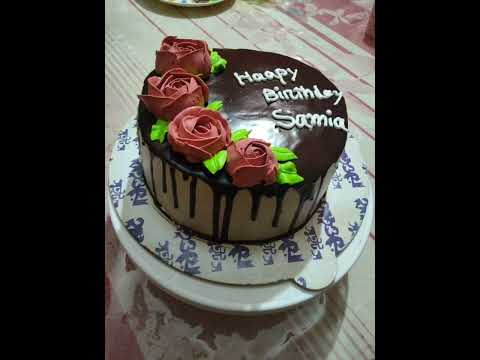 Simple chocolate cake decoration idea's