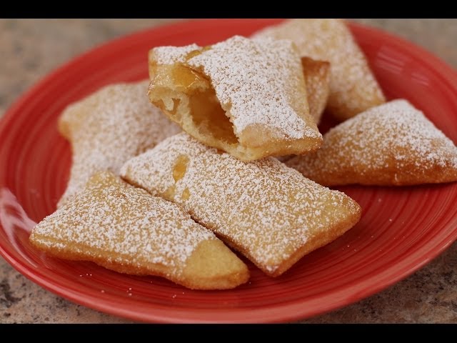 Video Pronunciation of sopaipilla in English