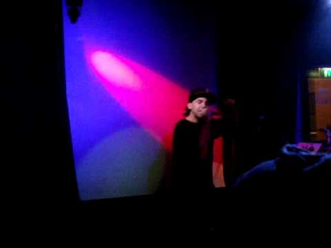 Termanology - H.U.S.T.L.E.R (live @ bitterzoet,amsterdam 4-12-2oo9)