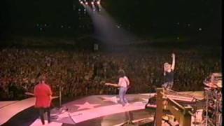 Hall &amp; Oates - You Make My Dreams Come True / Hot Fun in the Summertime (Live)