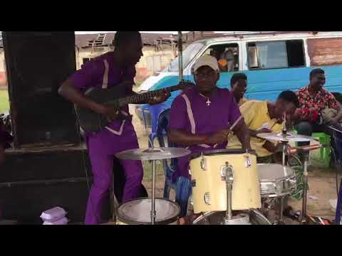 Evang Emma Kings at Okparabe.....With my full Band...We are back for business with full force ❤️🌍💯