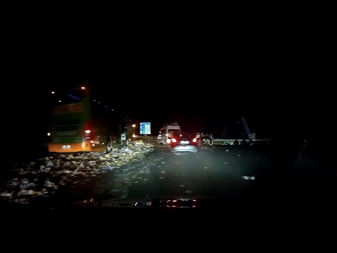 Choc frontal bus / poids lourd sur l'A71 (9 septembre 2021)