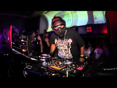 Nasty Trash 15.12.2012 // Cyberpunkers // Trailer