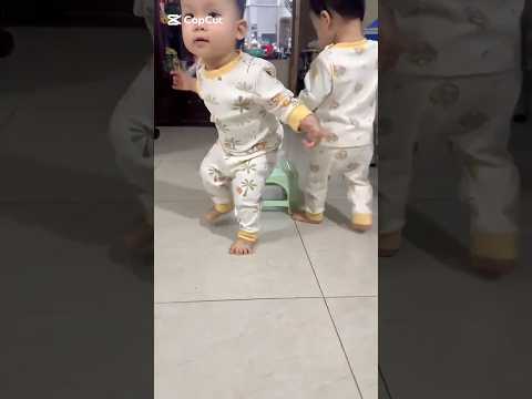 Twins you will love😂😂😂  #funny #shorts #comedy #kjradio #trending #duet #shortsfeed #viralvideo