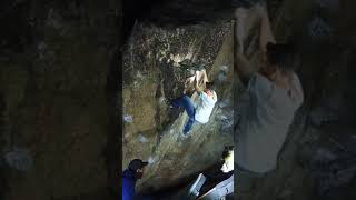 Video thumbnail of Babalum, 7B+. La Pedriza