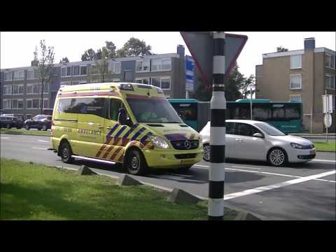 ambulances met spoed tijdens de dam tot damloop