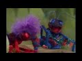 Muppet Songs: Bug Band - She Loves You