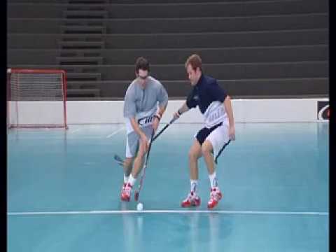 Unihokej - Prowadzenie piłki