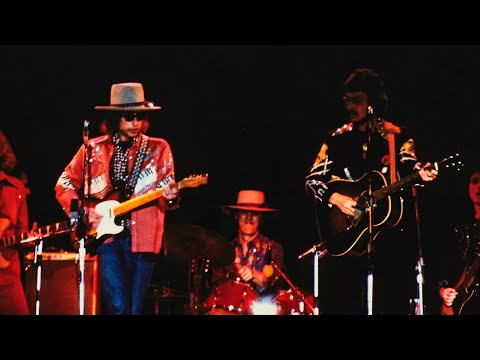 Bob Neuwirth's Stage-Worn 'Nudie' Suit, Gifted by Bob Dylan, Up for Bid at RR Auction