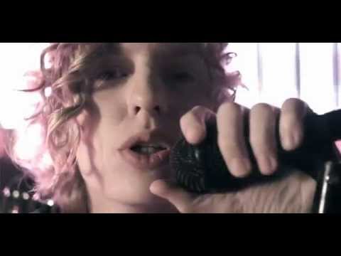 DÚNÉ - Let Go Of Your Love (Official Music Video)