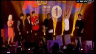 BBC Radio 1 Teen Awards 2012- One Direction win Best British Album