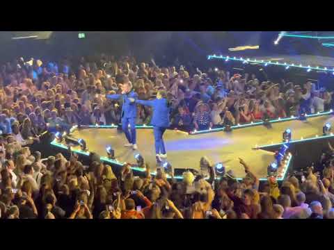 Feestmedley- feestteam/alpenzusjes/lawineboys - muziekfeest van het jaar 10/12/2022