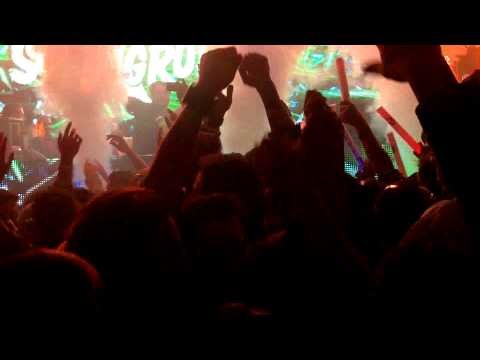 Sebastian Ingrosso - The Island (Angello, Vangeli, AN21 Remix) @ XS Las Vegas, 11 of 20, 10-15-11 HD
