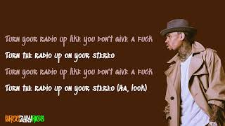 Chris Brown - Rodeo (feat. Busta Rhymes) [LYRIC VIDEO]