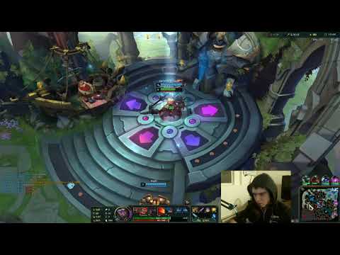 07/06/19 Tryndamere vs Mundo Top | My mid gives him first blood!