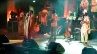 Tiken Jah FAKOLY - Bercy - PARIS - Viens voir