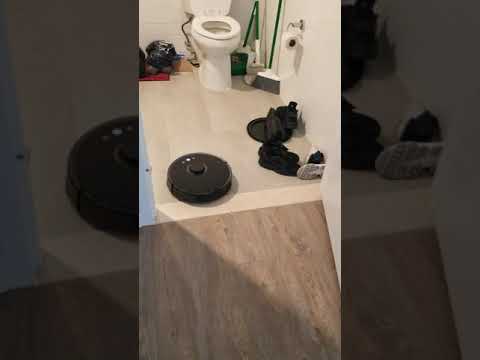 Roborock S5 vacuum messy bathroom