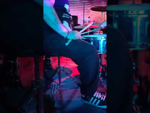 INDIAD punk en vivo cerveceria jokten DRUMS Cam