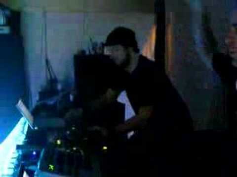 Bassbin Twins and Uberzone in Seattle - Q Breakdown