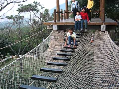 China Swinging Bridge in Evergreen Resort - Joan, YY, Isaac