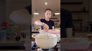 Download lagu Korean meal prep for my mom #shorts mp3