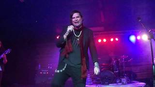 Austin John Winkler - Red Tail Lights (Live in Winston, Salem, NC 10/14/17)