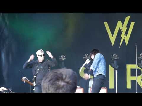 Sleeping with sirens (live) - Congratulations - Budapest Park 17.06.2017