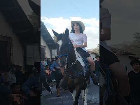 Candidata A Reina De Las Fiestas Patronales De Azacualpa 2026