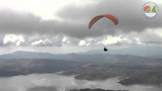preview picture of video 'Vuelo en Parapente sobre el Lago Calima'