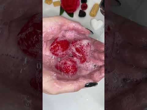 Подарок девушке | мыло ручной работы цветы из мыла | клубника из мыла - фото 1 - id-p2089765007