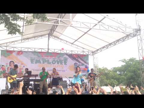 MEGGY DIAZ Goyang 2 Jari Live Performance