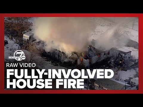 Raw: Fully-involved house fire