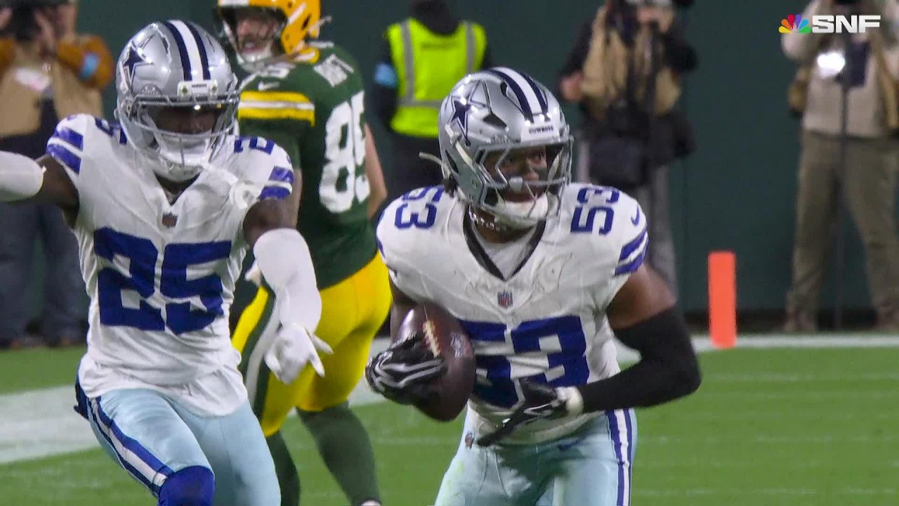 Dee Winters jumps Loves' pass for a Cowboys' INT