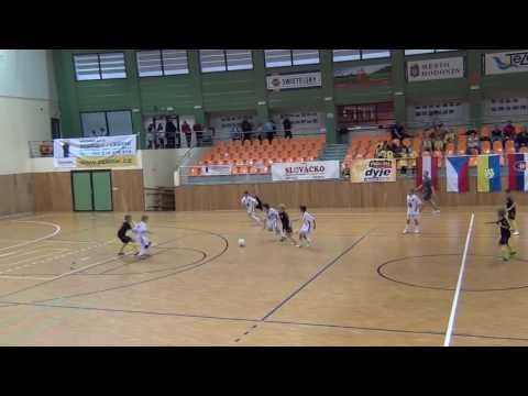 Turnaj Hodonín 9.11.2013 FK Inter Bratislava U10 - ČSFA Malacky,  0:0