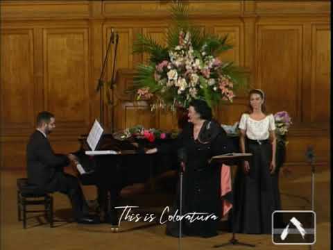 Montserrat Caballé & Montserrat Martí sings Rossini's 'Duetto buffo di due gatti' 1997 Moscow (HD)