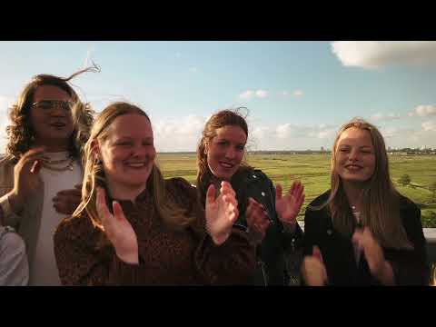 WE MOGEN WEER! – VIDEOCLIP MET DE JEUGD UIT NOORDENVELD
