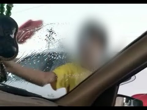 شاهد بالفيديو.. مواطن بصري ينتقد ظاهرة ماسحي "الجام" في التقاطعات #المربد