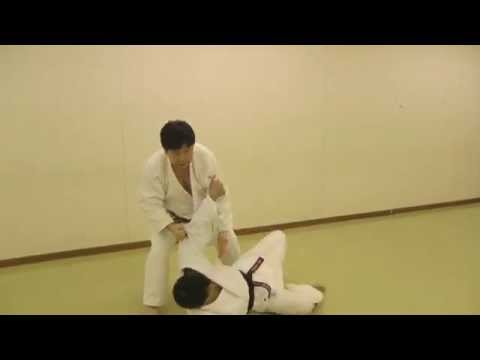 護身術　空手＆柔道　相手を下から崩す