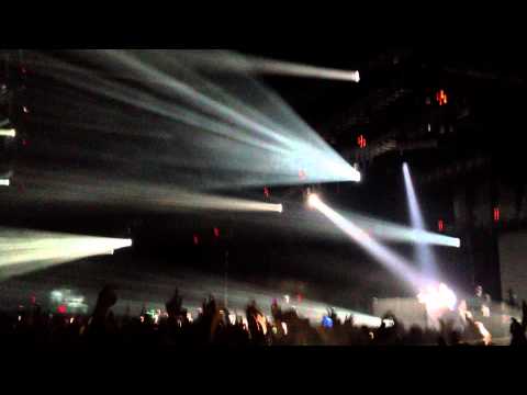 Dimitri Vegas & Like Mike @ Beyond Wonderland 2012 Tung/Feel So Close