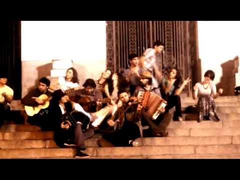 La Macchina Volante - Enfeitar-te a vida