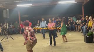 Bailando En La Pulga De Palmview TX Puro 956! Dancing with the Stars at the flea market!