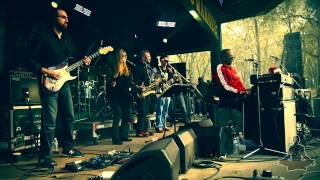 Kung Fu ft. Nigel Hall &#39;Too High (Stevie Wonder)&#39; Official Aura Music Festival 2013 [HQ/HD]