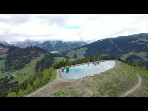 Malerischer Überflug Maria Alm – Hochkönig