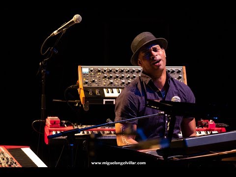 Roberto Fonseca Trio | Festival Torrevieja Suena a Jazz